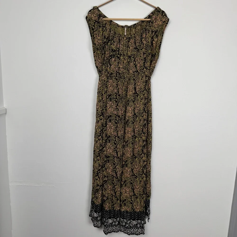 Free People Sweet Soul Smocked‎ Boho Maxi Dress Olive Black Floral Print XS